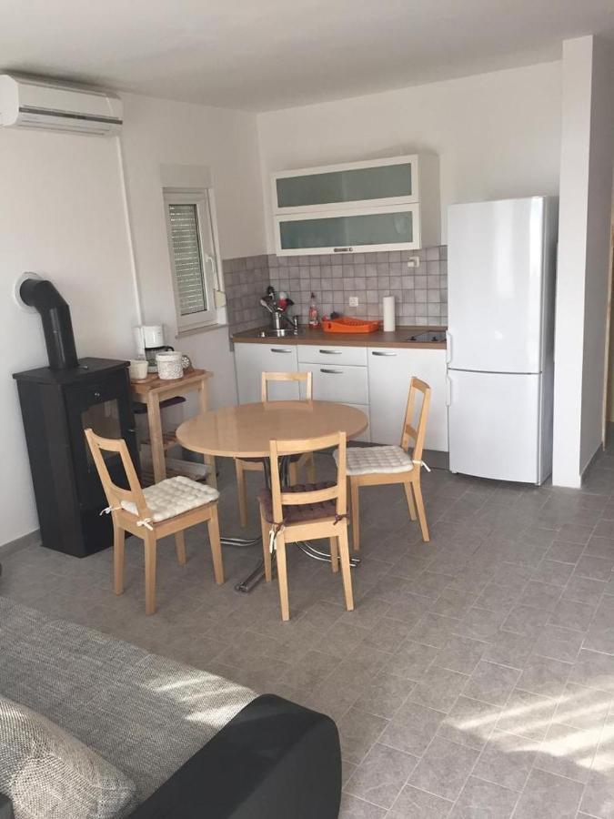 Tomo Apartment Стариград-Паклениця Екстер'єр фото